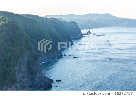 Uninus Cliff 16272797