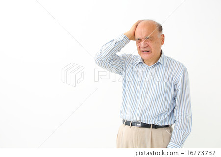 Senior man worried 16273732