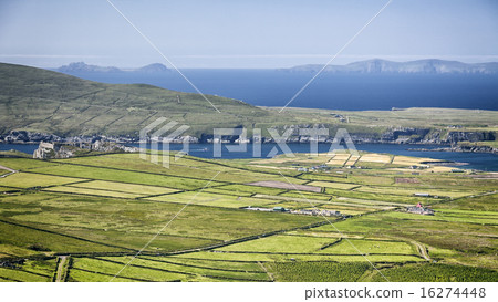 irish landscape 16274448