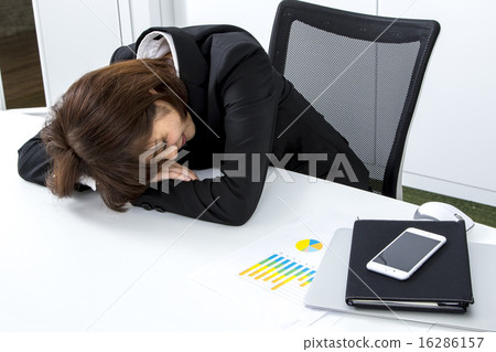 OL整晚都無法昏昏欲睡 16286157