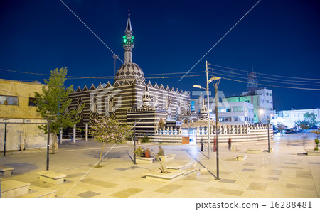 Abu Darweesh Mosque Amman (at night), Jordan.  16288481