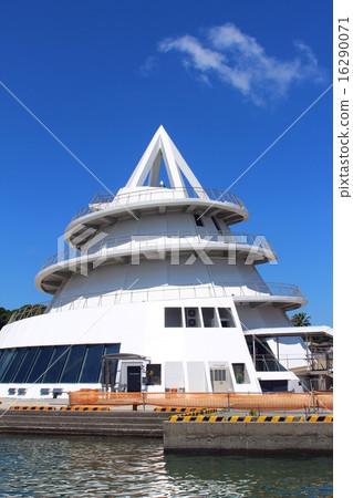 Symbol of the Triangle Port Pyramid of the Sea 16290071