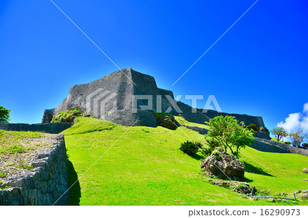 Katsurena Castle Ruins 16290973