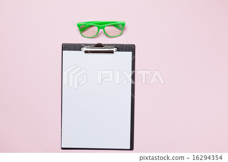 Glasses and business board Glasses and business board 16294354