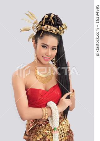 Thai Woman In Traditional Costume Of Thailand 16294995