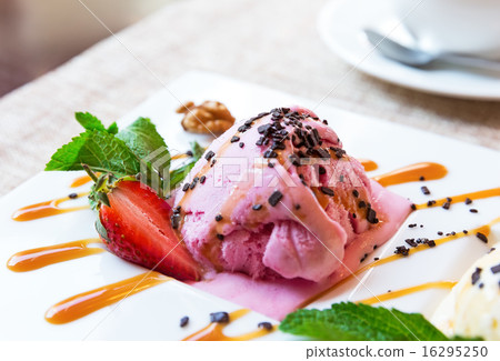 Scoop of strawberry ice cream Scoop of strawberry ice cream 16295250