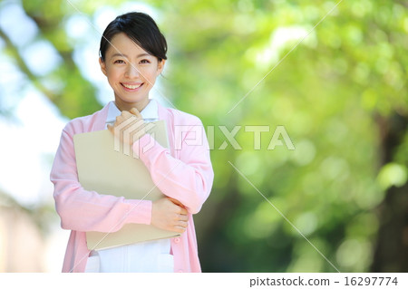 護士 護士 16297774