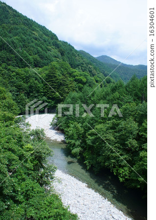 From Yamanashi prefecture Nishizawa Valley Netri Bridge From Yamanashi prefecture Nishizawa Valley Netri Bridge 16304601