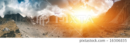 Beautiful mountain landscape 16306835