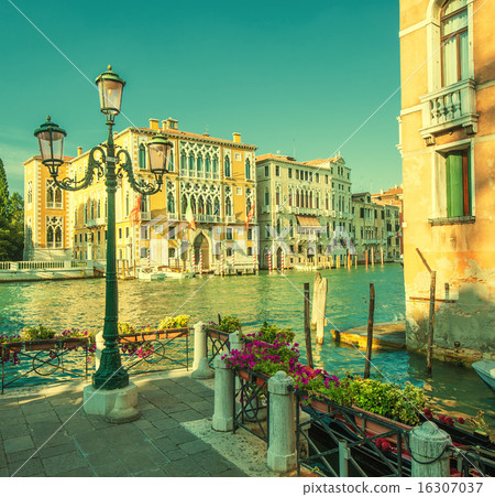 Retro style image of Grand Canal, Venice, Italy Retro style image of Grand Canal, Venice, Italy 16307037