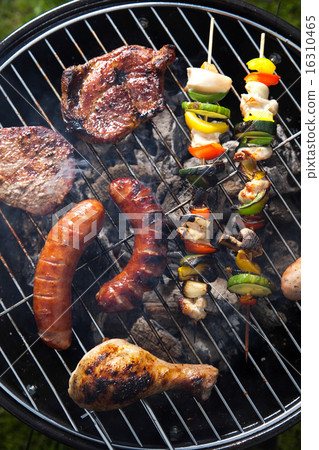 Barbecue a hot summer evening, Grilling Barbecue a hot summer evening, Grilling 16310465