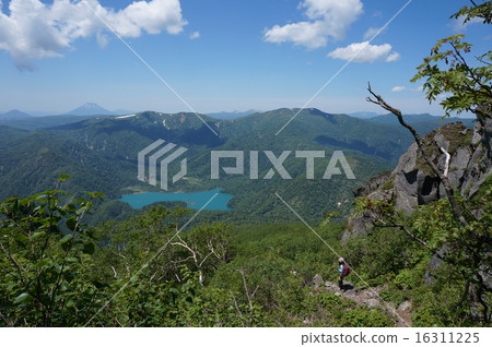 Okotampe lake seen from Eniwa dake Okotampe lake seen from Eniwa dake 16311225