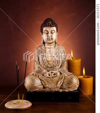 Buddha statue, vivid colors, natural tone Buddha statue, vivid colors, natural tone 16311571