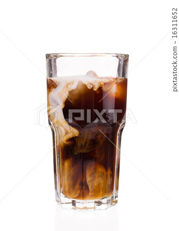 Cola glass with ice cubes Cola glass with ice cubes 16311652