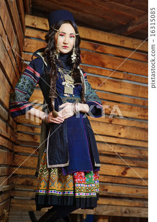 Young Girl in National Vietnam Costume Young Girl in National Vietnam Costume 16315085