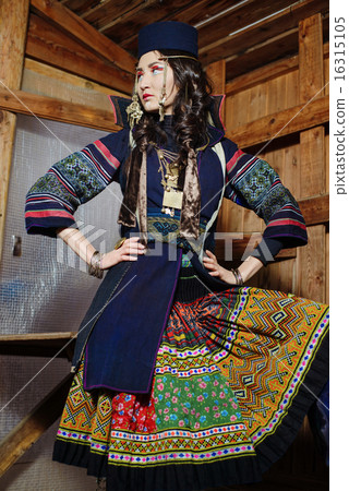 Young Girl in National Vietnam Costume Young Girl in National Vietnam Costume 16315105
