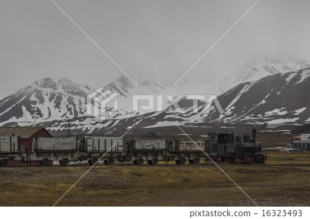 A derelict industrial train in Ny Alesund A derelict industrial train in Ny Alesund 16323493