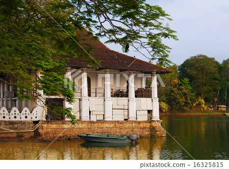 The Royal Summer House is in the Kandy lake The Royal Summer House is in the Kandy lake 16325815