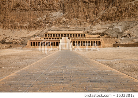 Hatshepsut near Luxor in Egypt Hatshepsut near Luxor in Egypt 16328812