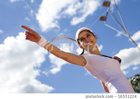 Young woman playing tennis, natural colorful tone Young woman playing tennis, natural colorful tone 16331224