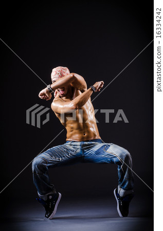 Dancer dancing in the dark studio Dancer dancing in the dark studio 16334242
