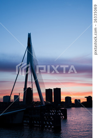 City of Rotterdam Skyline Silhouette City of Rotterdam Skyline Silhouette 16335069