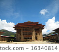 Bhutan landscape 16340814