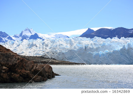 Pelito Moreno Glacier 16342869