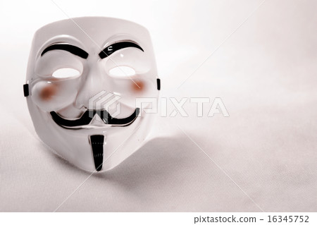 Anonymous mask 16345752