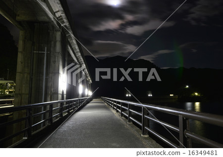 Okutama Lake at night 16349481