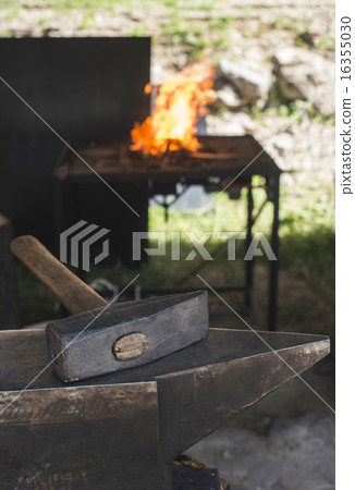 Vise and anvil in a forge shop Vise and anvil in a forge shop 16355030