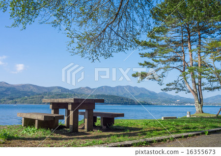 Yamanaka lakeside bench Yamanaka lakeside bench 16355673