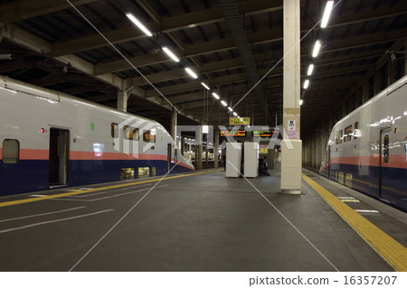 Joetsu Shinkansen E4 series (Echigoyuzawa station) Joetsu Shinkansen E4 series (Echigoyuzawa station) 16357207