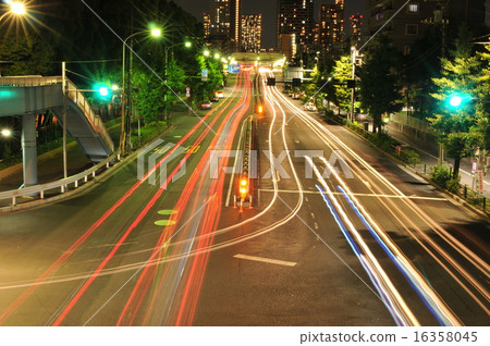 車尾燈 後車燈 尾燈 16358045