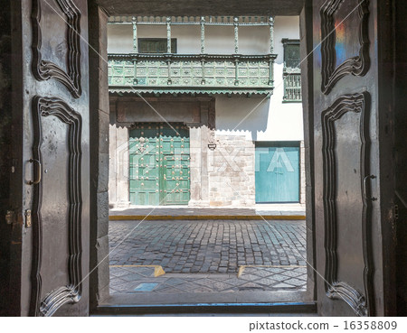 City of Cuzco in Peru, South America 16358809