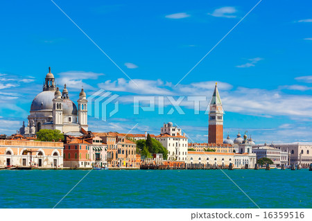 View from the sea to Venice in summer day, Italia View from the sea to Venice in summer day, Italia 16359516