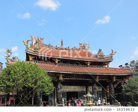 Taipei, Longshan Temple, Taiwan 16359615