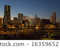 Night view of Yokohama 16359652