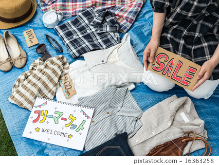 跳蚤市場的形象。 16363258