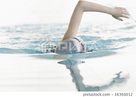 Sports club 16368012