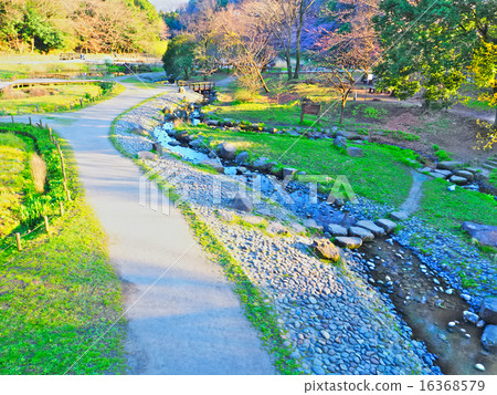 春天噴泉春天 16368579