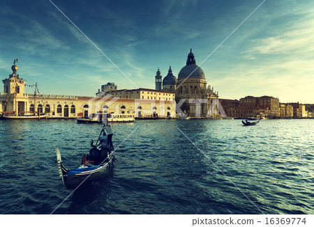 Basilica Santa Maria della Salute, Venice, Italy Basilica Santa Maria della Salute, Venice, Italy 16369774