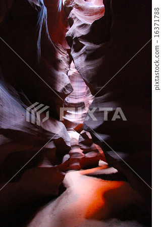 Antelope Canyon - 10 16371788