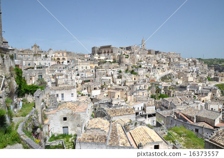 馬泰拉的Sashi Caveoso區,像大教堂下的一個小鎮一樣蔓延 馬泰拉的Sashi Caveoso區,像大教堂下的一個小鎮一樣蔓延 16373557