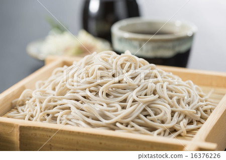 Buckwheat noodles 16376226