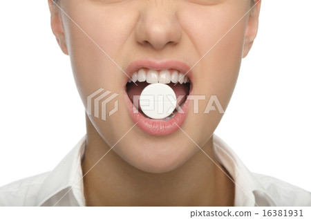 Big tablet in the teeth of women 16381931