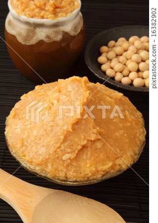 Miso soybeans 16382902