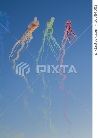 [Akita Prefecture] Fireworks of Omagari Daytime fireworks 16384002
