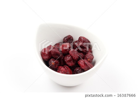 Dry cranberries Dry cranberries 16387666