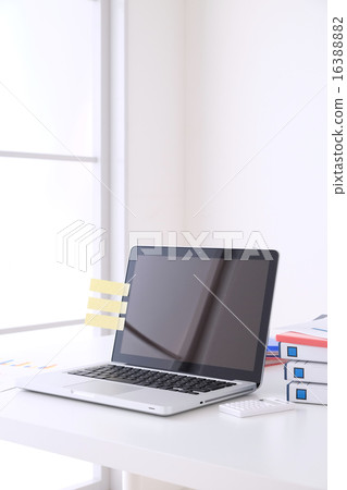 laptop  16388882
